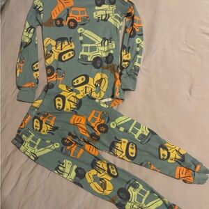 🚧 Carter's Kids Pajama Set - Green and Orange Construction Print